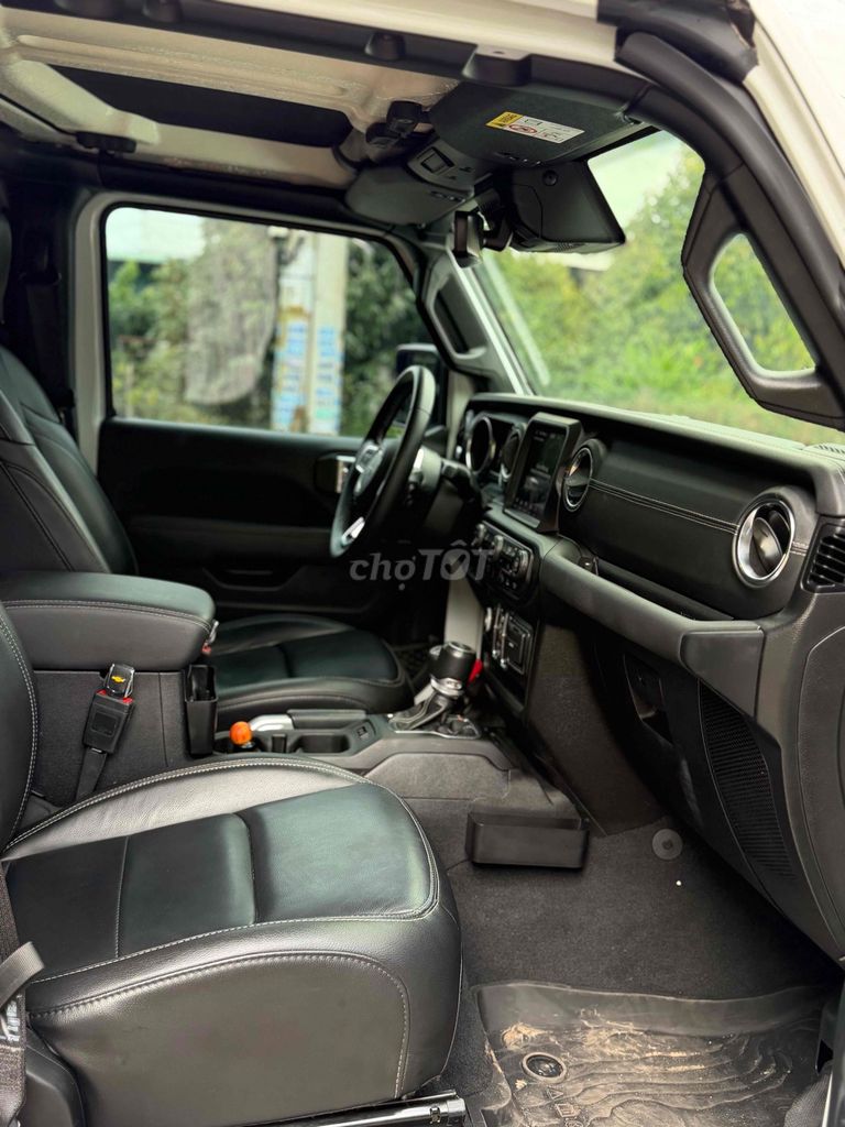 Jeep Wrangler mode 2021 67.000mi. Mua bán Ô tô tại Huyện Dầu Tiếng Bình Dương được đăng bởi đỗ xuân toàn  hình 8