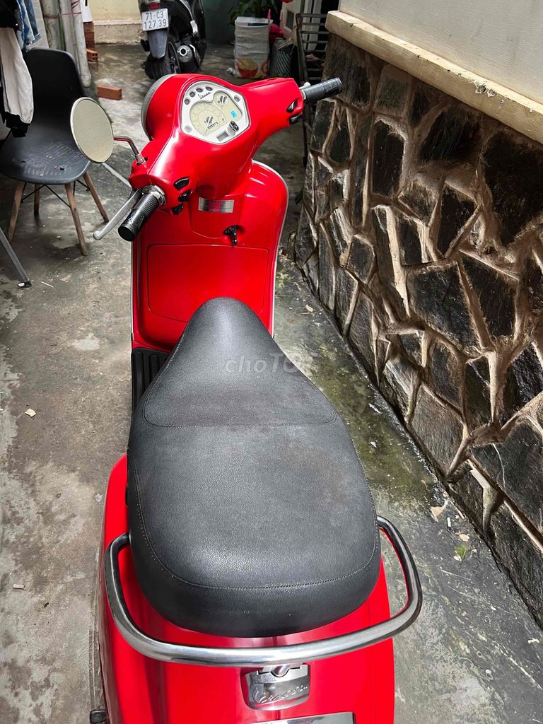 véppa 125 3v  bao chanh chấp, xe rât ngon, FI. Mua bán Xe máy tại Quận Phú Nhuận Tp Hồ Chí Minh được đăng bởi AGu hình 5