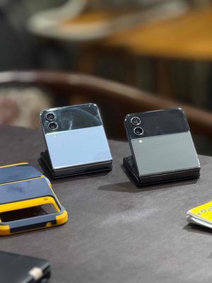 Samsung Galaxy Z Flip4 Đen 256GB - VN. Mua bán Điện thoại tại Quận Thanh Khê Đà Nẵng được đăng bởi Nguyễn Nghĩa Store 145 Trần Cao Vân