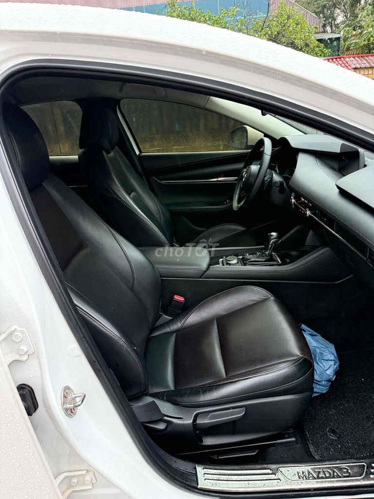 MAZDA3 1.5AT LUXURY 2022 1 chủ Huế. Mua bán Ô tô tại Thành phố Huế Thừa Thiên Huế được đăng bởi Hoàng Tàu  hình 5