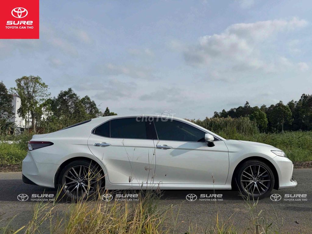 Camry 2.5Q 2024. Hỗ trợ vay 75%. Mua bán Ô tô tại Quận Cái Răng Cần Thơ được đăng bởi Xe qua sử dụng chính hãng Toyota Sure Cần Thơ hình 2
