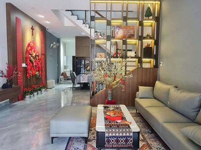 Аренда · 4 комн. · 100 м² · Quận Hải Châu, ул. Đường Hà Huy Giáp