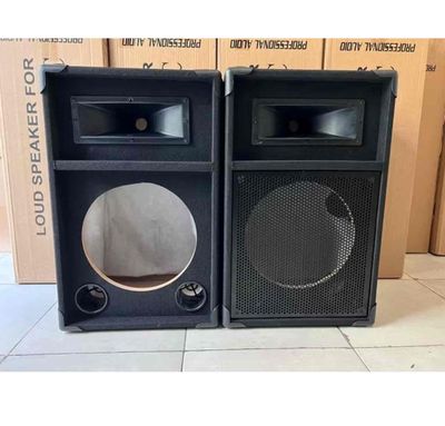 Cặp Vỏ thùng loa bọc nỉ 3 tấc 1 bass 30 và 1 chép. Mua bán Tivi, Âm thanh tại Huyện Thường Tín Hà Nội được đăng bởi Nguyễn Đức Hiếu