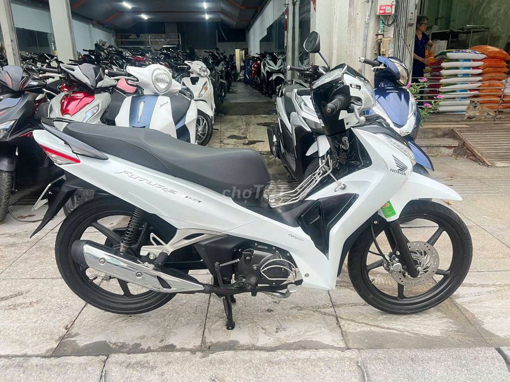 Светодиод Honda Future Fi 2026 белый новый 99%