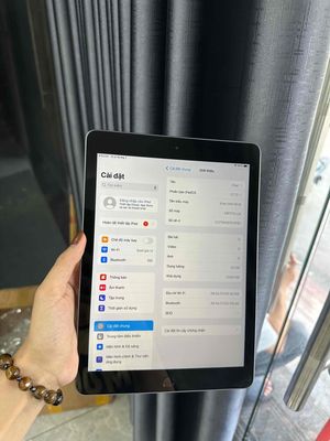 ipad gen 6-32g-wifi 2tr5. Mua bán Máy tính bảng tại Quận Hoàng Mai Hà Nội được đăng bởi Ly Ipad 