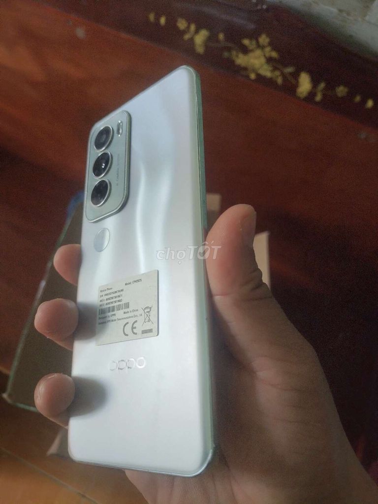 Oppo Reno 12 5G Trắng. Mua bán Điện thoại tại Huyện Cần Giuộc Long An được đăng bởi Tuấn trần hình 1
