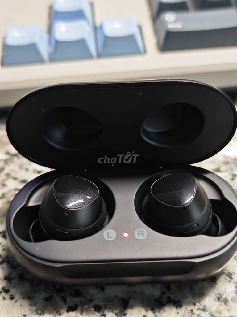 Tai nghe Samsung Galaxy Buds Đen. Mua bán Thiết bị đeo thông minh tại Thị xã Bến Cát Bình Dương được đăng bởi Long hình 1