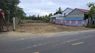Bán lô đất ĐẸP VUÔNG mặt tiền Lê Thanh nghị, ĐÀ NẴNG TRUNG TÂM PHỐ. Mua bán đất tại Quận Hải Châu Đà Nẵng được đăng bởi Trương Thị Ngọc Lan