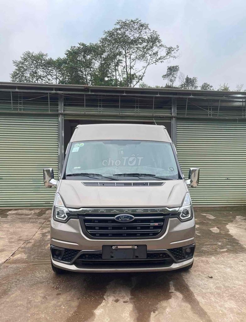 Ford Transit, xe đẹp, giá thương lượng