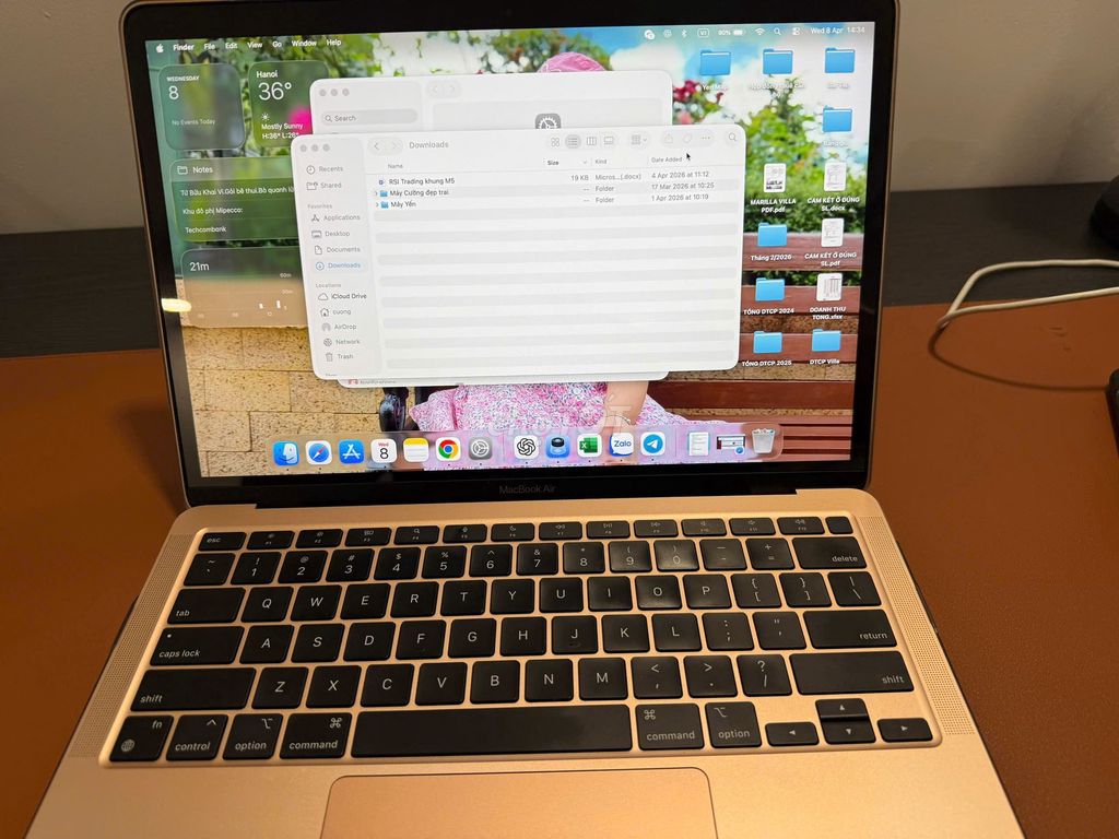 Apple MacBook Air M1 8GB/256GB 13.3 inch 99% mới. Mua bán Laptop tại Thành phố Nha Trang Khánh Hòa được đăng bởi Cuong hình 1