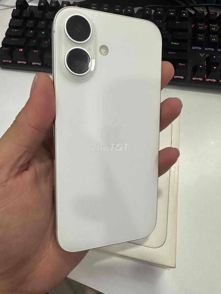 iPhone 16 128GB Trắng VNA fullbox zin ốc áp. Mua bán Điện thoại tại Quận Gò Vấp Tp Hồ Chí Minh được đăng bởi KEN hình 1