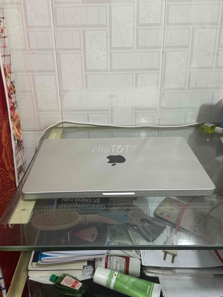 Apple MacBook Pro M3 14 inch 8GB/512GB. Mua bán Laptop tại Thành phố Thuận An Bình Dương được đăng bởi Đặng Văn Thành hình 1
