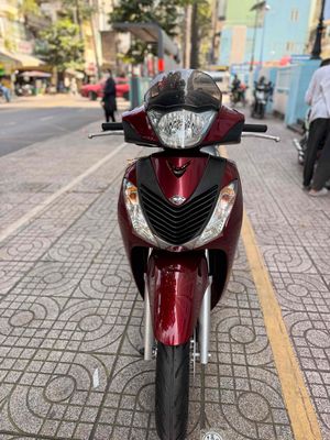 Honda SH150 2011 Đỏ 51000 km. Mua bán Xe máy tại Quận 10 Tp Hồ Chí Minh được đăng bởi Giang Lê hình 1