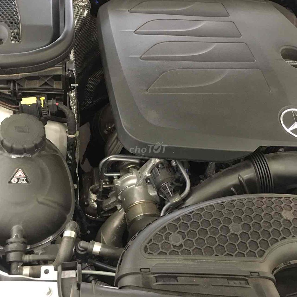 Mercedes Benz E Class 2020 E180 - 22000 km. Mua bán Ô tô tại Quận 12 Tp Hồ Chí Minh được đăng bởi ĐỖ CƯỜNG hình 9