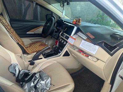 Mitsubishi Xpander 2019 1.5 AT - 240000 km. Mua bán Ô tô tại Huyện Cam Lâm Khánh Hòa được đăng bởi Hiếu