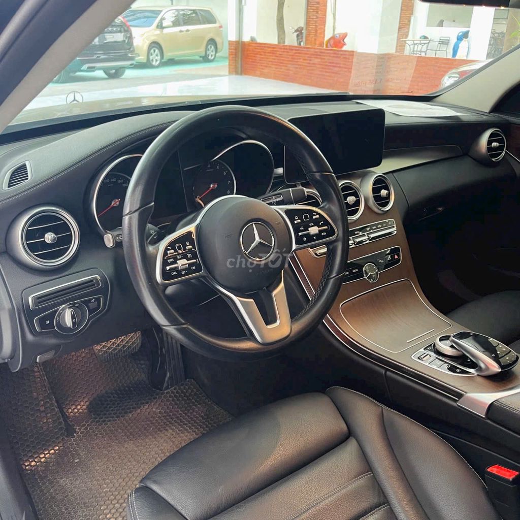 Mercedes Benz C Class 2021 C200 Exclusive. Mua bán Ô tô tại Quận 10 Tp Hồ Chí Minh được đăng bởi Ô Tô Thiên Hải  hình 8