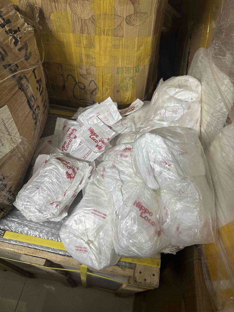 Khăn giấy ướt Hippo Loco. Mua bán Thiết bị vệ sinh, nhà tắm tại Huyện Hóc Môn Tp Hồ Chí Minh được đăng bởi Trung hình 1