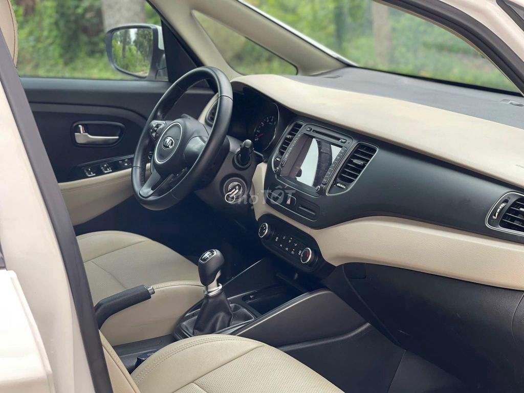 Kia Rondo 2019 số sàn màu trắng. Mua bán Ô tô tại Quận Gò Vấp Tp Hồ Chí Minh được đăng bởi Xuân Trường hình 5