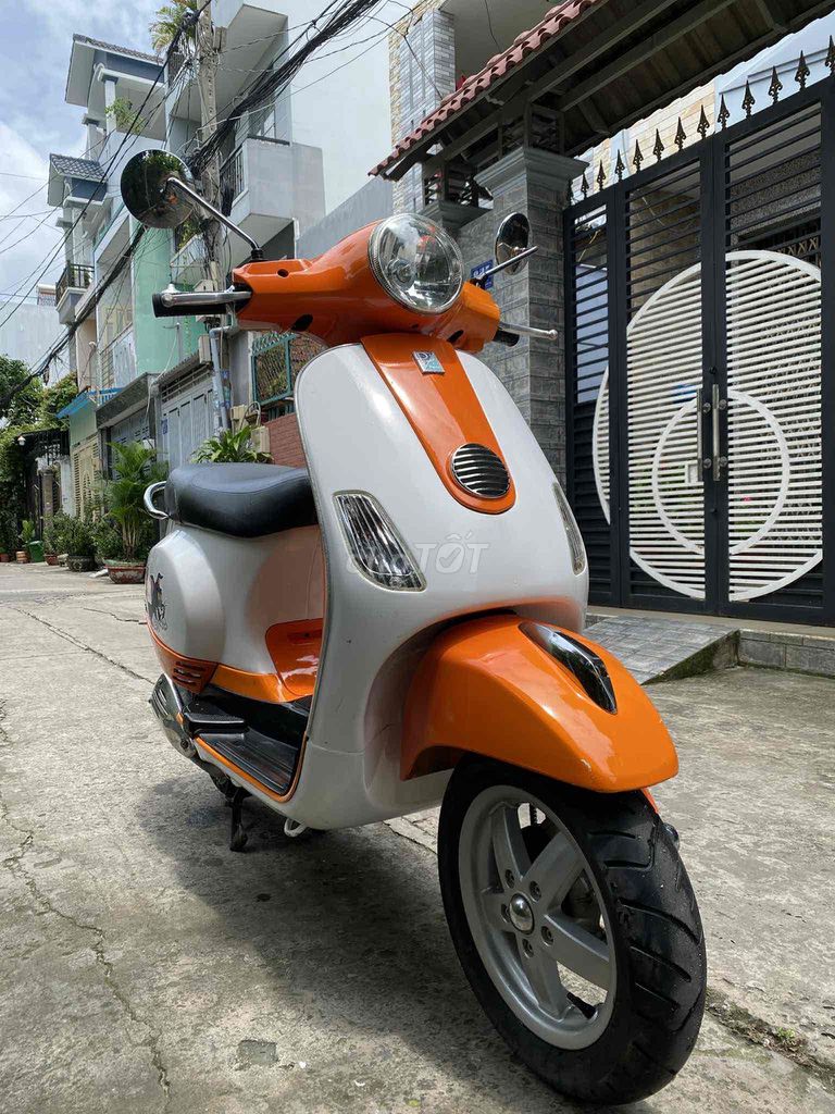 Piaggio Vespa LX 125ie 2010 trắng SD37000km bs.Tp. Mua bán Xe máy tại Quận Bình Tân Tp Hồ Chí Minh được đăng bởi Toan hình 2