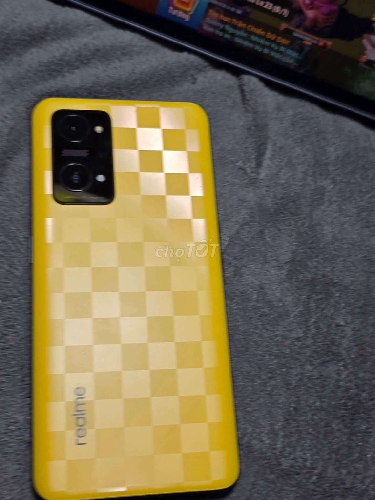 Realme Q5 Pro màu vàng ram 8/128G Snap 870. Mua bán Điện thoại tại Quận Lê Chân Hải Phòng được đăng bởi Hải Phòng City hình 1