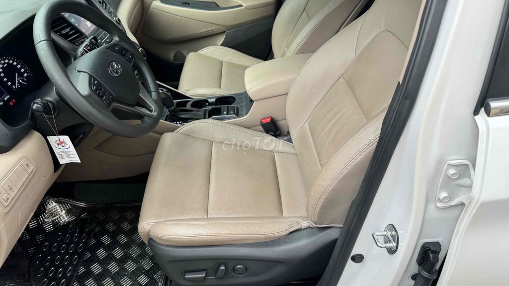 Hyundai Tucson 2018 2.0 AT - 49000 km. Mua bán Ô tô tại Thành phố Buôn Ma Thuột Đắk Lắk được đăng bởi đạt lê hình 11