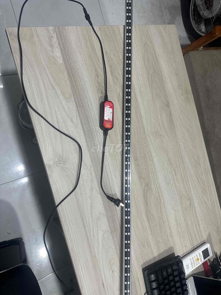 Đèn LED Arowana 112cm 33W Tím. Mua bán Phụ kiện, Thức ăn, Dịch vụ tại Thành phố Vĩnh Long Vĩnh Long được đăng bởi Đỉnh Nguyễn hình 1