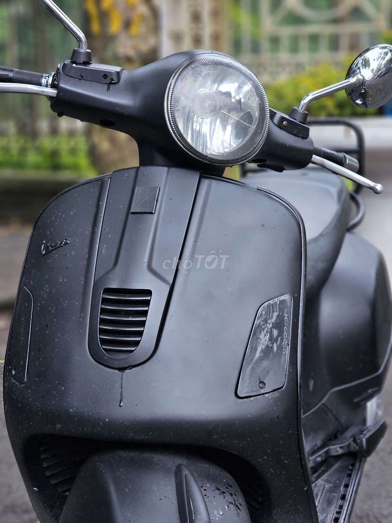 Vespa GTS 125ie 2012. Mua bán Xe máy tại Quận Ba Đình Hà Nội được đăng bởi Việt hình 3