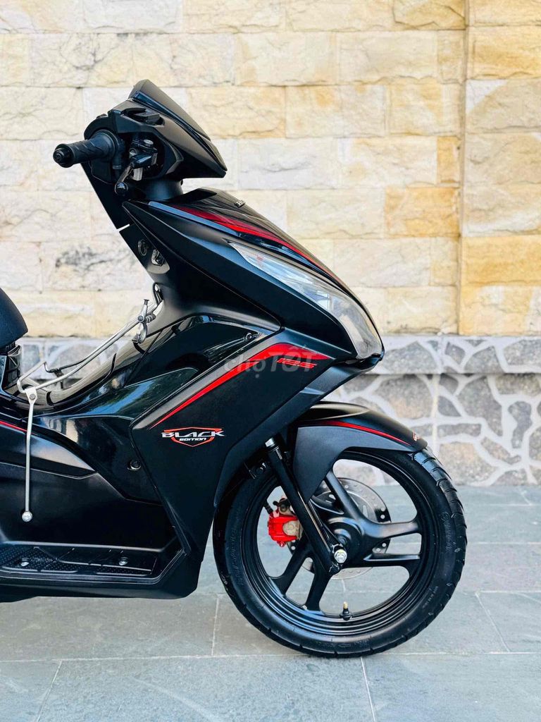 Airblade 125fi đen nhám cuối 2015 sơn máy zin 100%. Mua bán Xe máy tại Quận Cầu Giấy Hà Nội được đăng bởi nguyễn bích thuỷ hình 15