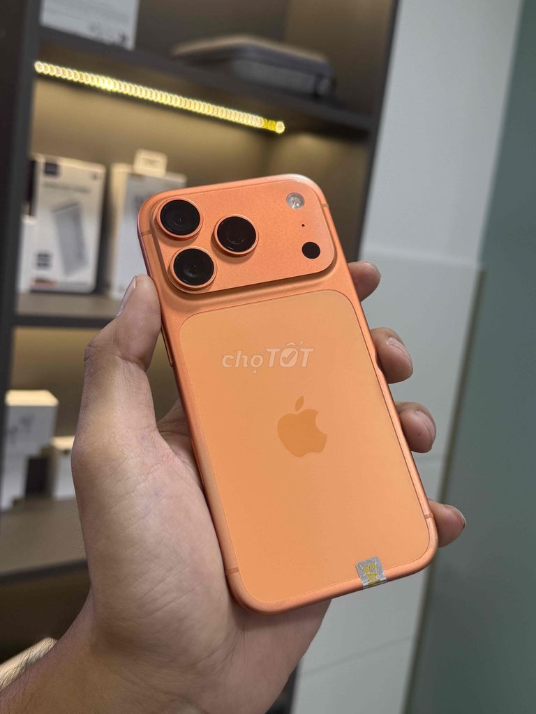 Apple iPhone 17 Pro 256GB Cam pin 100%. Mua bán Điện thoại tại Quận 4 Tp Hồ Chí Minh được đăng bởi Thanh Sang hình 1