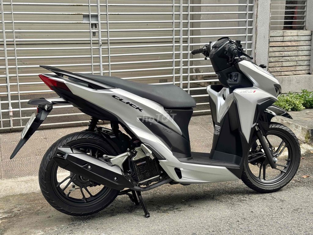 Vario150 Đk 2022 Bstp Chính Chủ Góp Đưa Trước 23tr. Mua bán Xe máy tại Quận 11 Tp Hồ Chí Minh được đăng bởi MinhTien hình 3