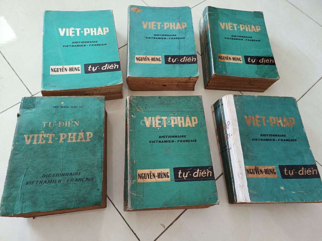 Sách từ điển Pháp Việt xưa 1972