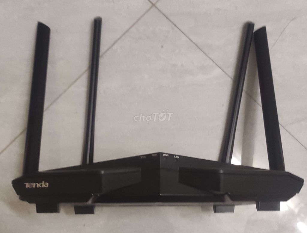 Router Wifi Tenda AC6 V5.0 Đen. Mua bán Phụ kiện (Màn hình, Chuột...) tại Thành phố Qui Nhơn Bình Định được đăng bởi Hoang Xuan hình 1
