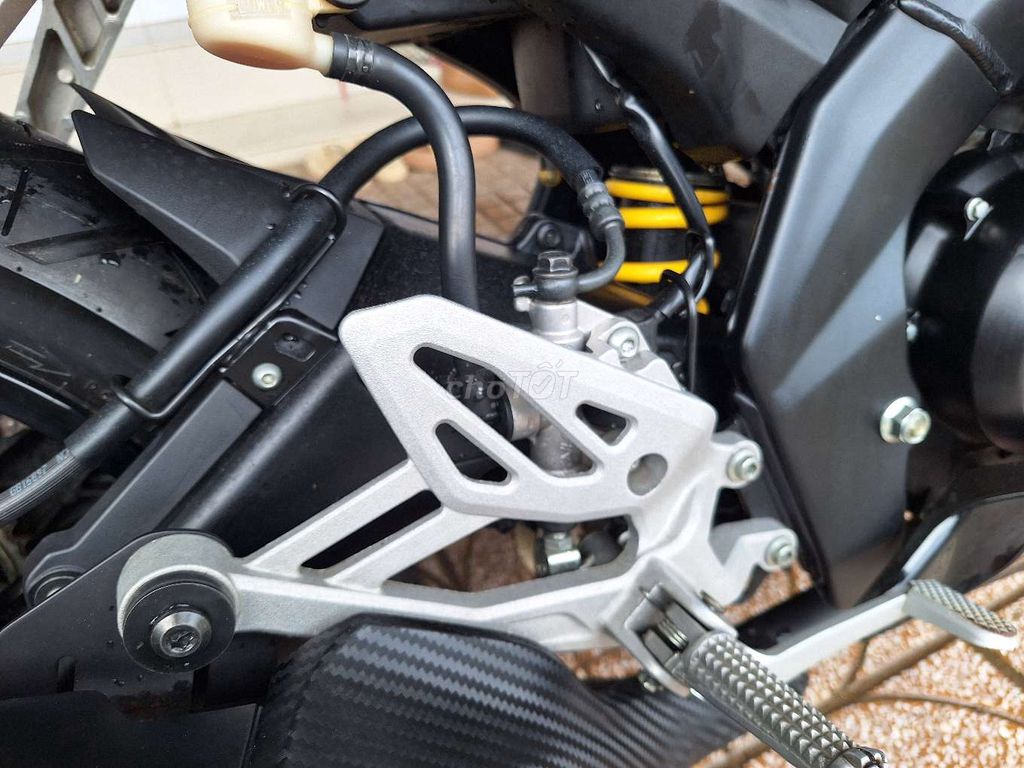 Yamaha R15 2020 odo chuẩn 8000. Mua bán Xe máy tại Thành phố Bạc Liêu Bạc Liêu được đăng bởi seller hình 4
