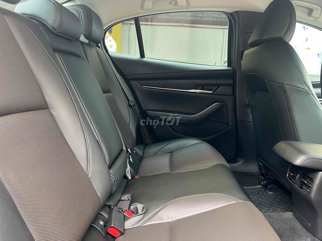 Mazda 3 2025 1.5 Luxury nhiều phụ kiện. Mua bán Ô tô tại Quận Tân Phú Tp Hồ Chí Minh được đăng bởi Nguyễn Tân Xe Lướt  hình 8