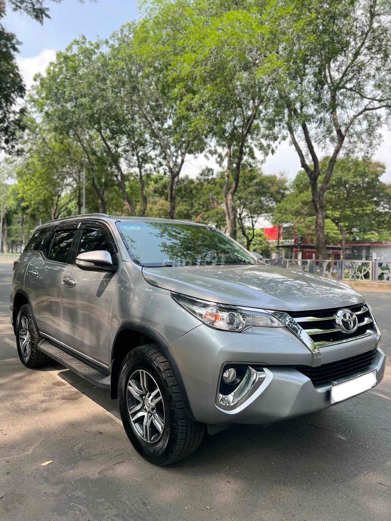 Toyota Fortuner 2019 2.7V 4x2 AT - 100000 km. Mua bán Ô tô tại Quận Tân Phú Tp Hồ Chí Minh được đăng bởi Huỳnh Thành hình 1