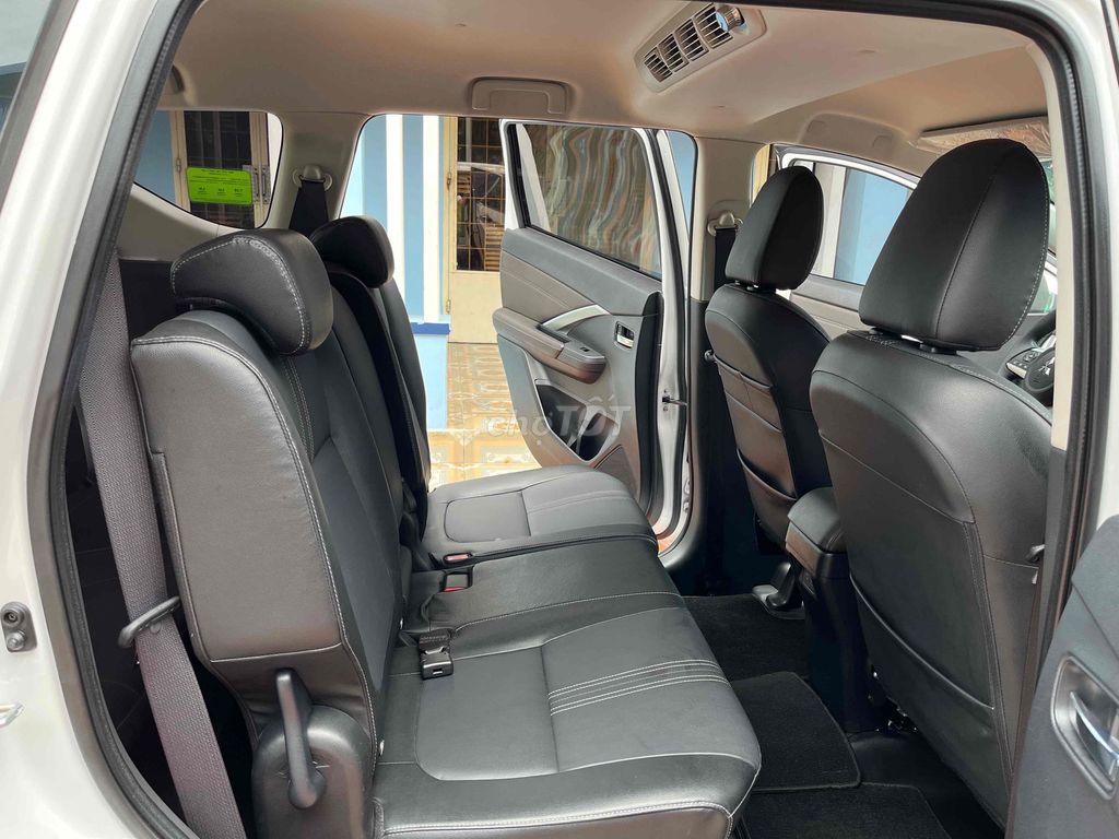 Xpander Premium 2024 lướt 6.000 Km tphcm như mới. Mua bán Ô tô tại Huyện Hóc Môn Tp Hồ Chí Minh được đăng bởi Sao Mai Home Oto hình 5