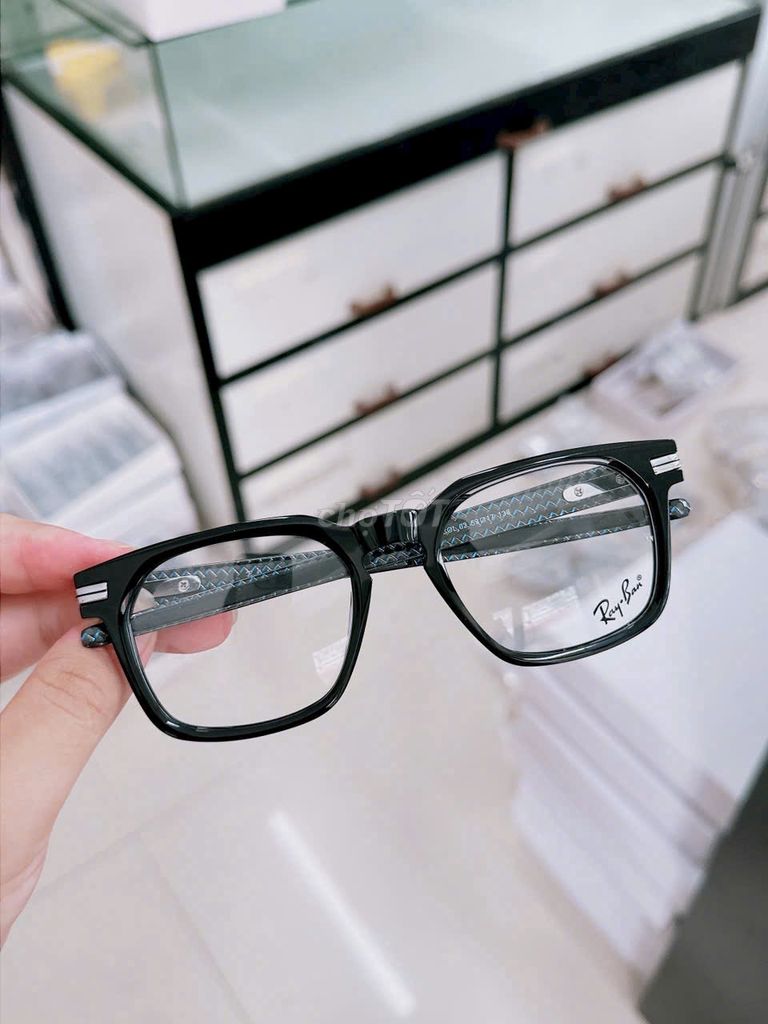 GỌNG KÍNH RAYBAN - CARBON THỂ THAO 2hand