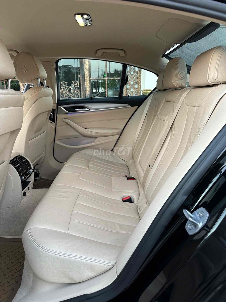 BMW 520I 2018 odo 32.000km. Mua bán Ô tô tại Quận 7 Tp Hồ Chí Minh được đăng bởi Thế Giới Xe Đức Sài Gòn hình 9