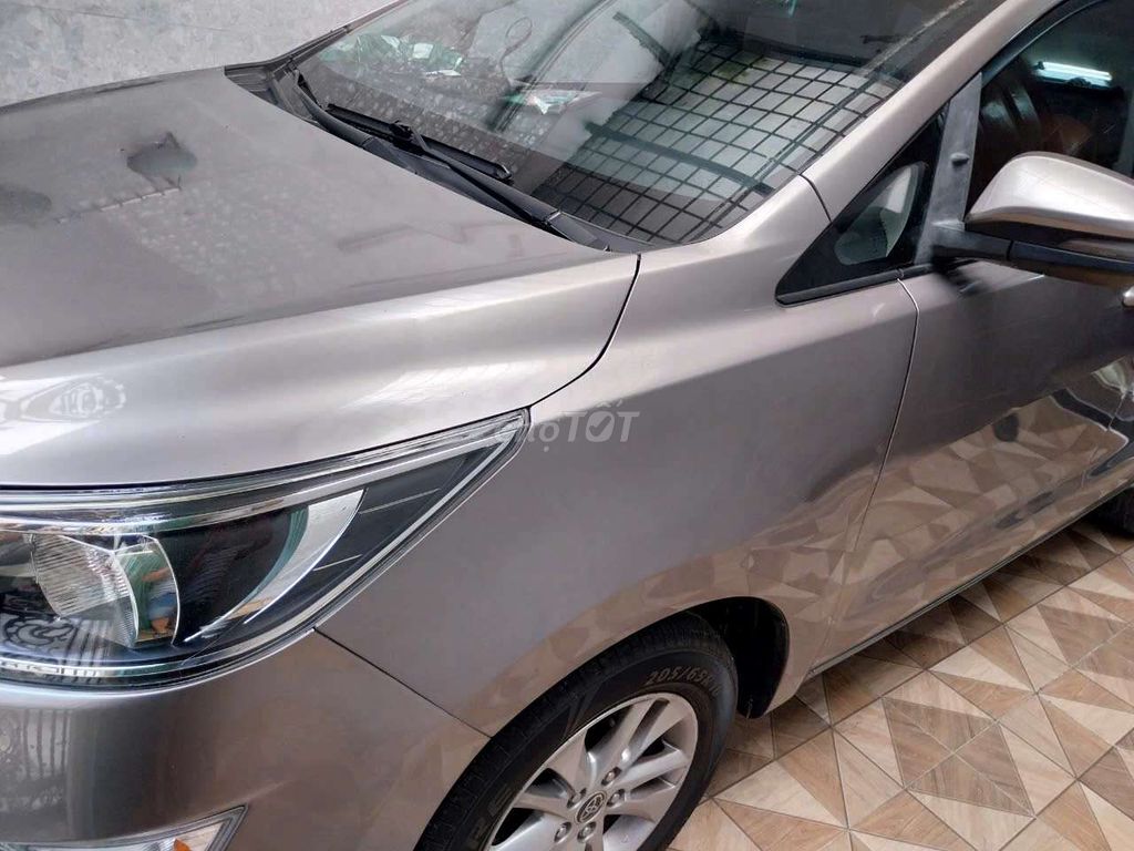 Toyota Innova G 2.0