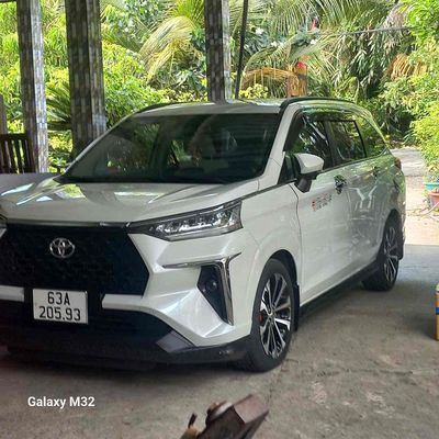 Toyota Veloz 2022 Cao cấp Trắng