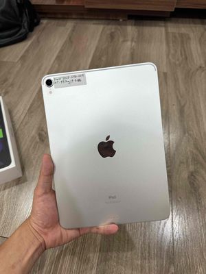 iPad Pro 11" 2018 64G Wifi Silver 99.99% - Oder US. Mua bán Máy tính bảng tại Quận Đống Đa Hà Nội được đăng bởi Hoàng Điển Trai Long