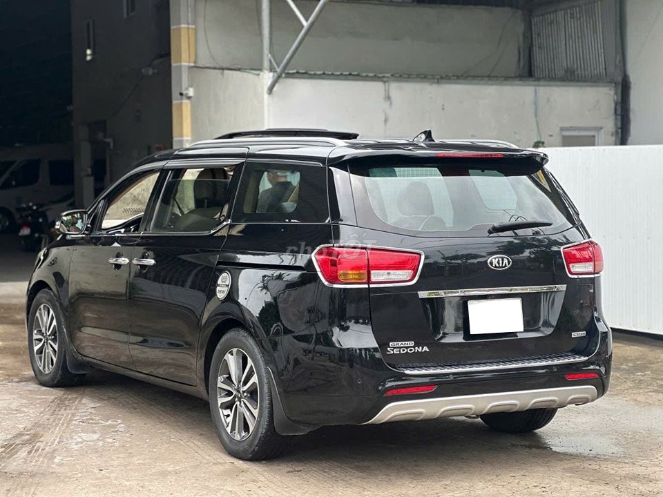 Xe Kia Sedona 2.2L 2017 Đk 2018