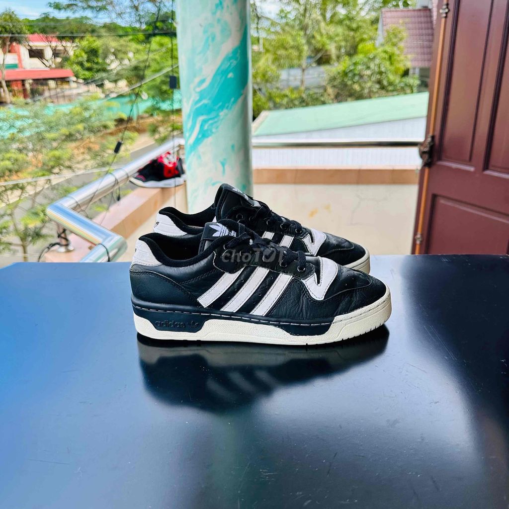 [CHÍNH HÃNG] Adidas Rival, mua mới 4tr, mới 97%