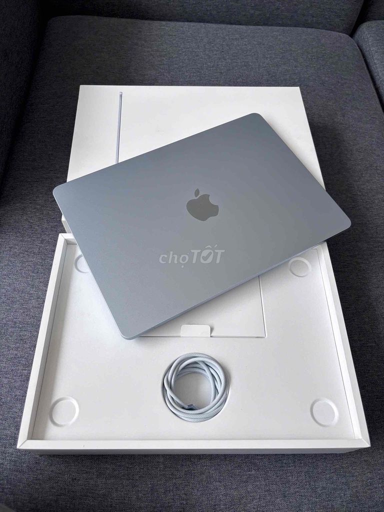 Macbook Air M4 16GB/256GB Xanh Sạc 3L Bh 2/2027. Mua bán Laptop tại Quận Ninh Kiều Cần Thơ được đăng bởi Quý Mobile Cần thơ hình 1