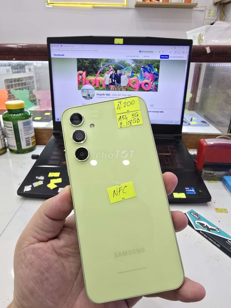 Samsung A54 5G 8GB/128GB Vàng nhạt. Mua bán Điện thoại tại Thành phố Long Xuyên An Giang được đăng bởi Facebook Cầm Đồ Thúy Vân hình 1