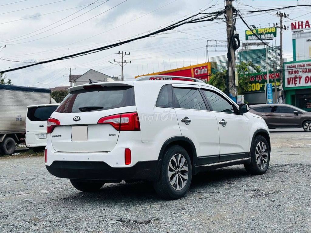 Kia Sorento Dầu 2.2 DATH 2017 (Full) -12v km. Mua bán Ô tô tại Thành phố Dĩ An Bình Dương được đăng bởi Siêu Thị Ô Tô Bình Dương  hình 6
