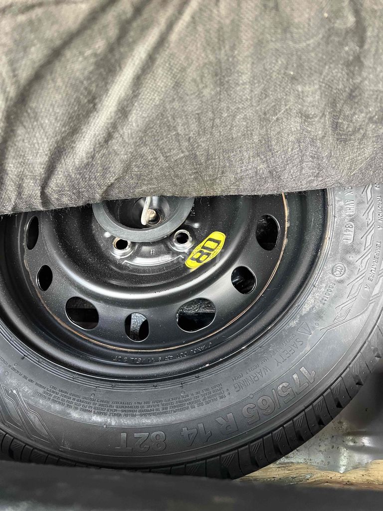 Ford Fiesta 2011 1.6 AT Hatchback. Mua bán Ô tô tại Quận 6 Tp Hồ Chí Minh được đăng bởi Trịnh Hán cường hình 7