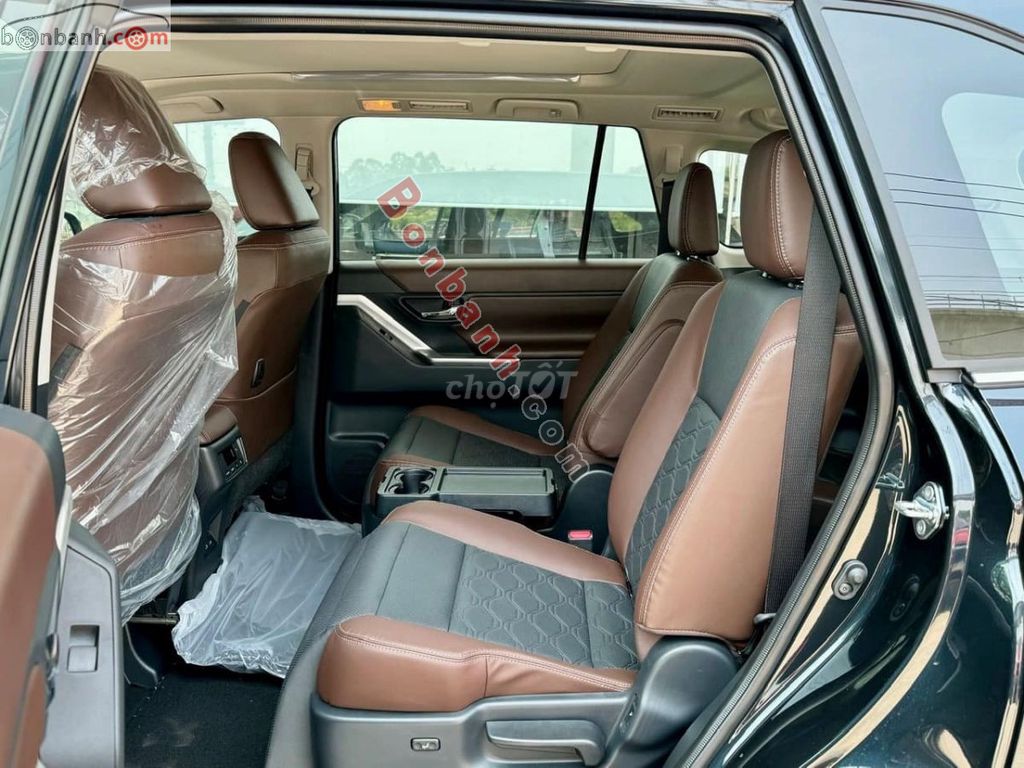 Toyota Innova Cross 2025. Mua bán Ô tô tại Quận 12 Tp Hồ Chí Minh được đăng bởi LY TOYOTA hình 3