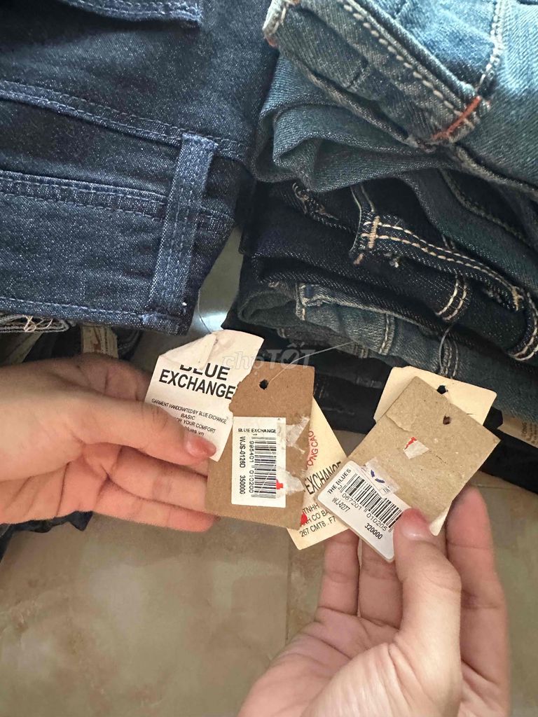 Quần jeans nữ Blue Exchange ống bó xanh đen. Mua bán Quần áo tại Thành phố Thủ Đức Tp Hồ Chí Minh được đăng bởi Ly Cacheeng hình 1