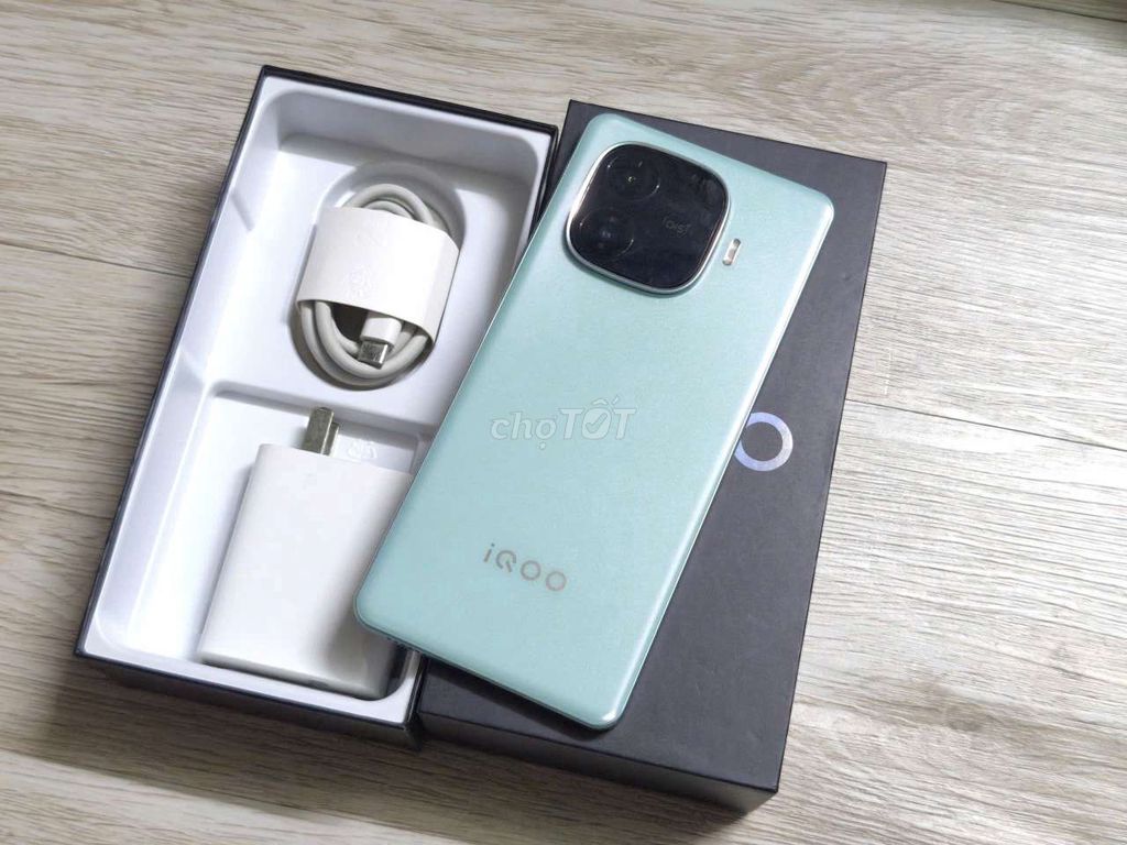 Vivo iQOO Z9 Turbo 12/256GB 99% Fullbox. Mua bán Điện thoại tại Quận 6 Tp Hồ Chí Minh được đăng bởi Hồ Phi Protech hình 1